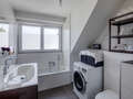 attic apartment München Großhadern 01 bathroom 11784