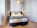 apartment München Neuhausen 01 sleeping area 11831