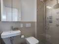 apartment München Neuhausen 01 2. bathroom 11921