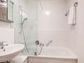 apartment München Trudering 01 bathroom 12077