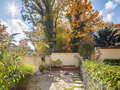 apartment with garden 	 München Schwabing (rechts der Leopoldstraße) 01 inner courtyard  12380
