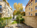 apartment with garden 	 München Schwabing (rechts der Leopoldstraße) 02 inner courtyard  12380