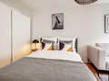 apartment München Neuhausen 01 sleeping area 12418