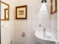 attic apartment München Nymphenburg 02 separate toilet 12497