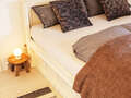 attic apartment München Nymphenburg 02 1. bedroom 12497