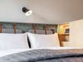 apartment München Herzogpark 01 sleeping area 12566