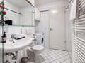 apartment München Glockenbachviertel 03 bathroom 12668