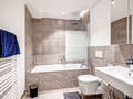 apartment München Arabellapark 01 bathroom 12726