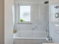 apartment München Moosach 02 bathroom 12800