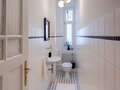 apartment München Lehel 01 guest toilet 13035