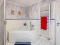 semi-detached house Schäftlarn 03 bathroom 13045