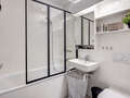 apartment München Bogenhausen 01 bathroom 13429