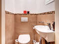 apartment München Altstadt 01 separate toilet 13437