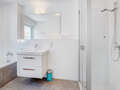 semi-detached house München Kirchtrudering 01 1. bathroom 13512