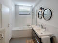 apartment München Altbogenhausen 01 bathroom 13633