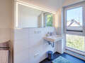 attic apartment Aschheim 03 bathroom 13679