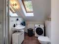 attic apartment Eching 01 bathroom 13716