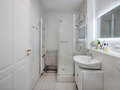 apartment München Au-Haidhausen 03 bathroom 13794