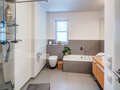 semi-detached house München Solln 01 1. bathroom 13810