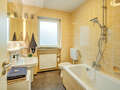 apartment München Waldperlach 01 bathroom 13850