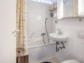apartment München Milbertshofen 01 bathroom 13879