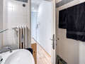apartment München Schwabing-West 02 bathroom 13917