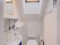 attic apartment München Pasing 01 separate toilet 14002