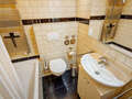 apartment München Schwabing-West 01 bathroom 14029