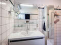 attic apartment München Neuhausen 02 bathroom 14119