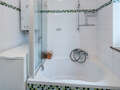 apartment München Bogenhausen 03 bathroom 14181