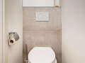 apartment with garden 	 München Solln 03 guest toilet 14197