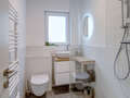 apartment München Neuhausen 01 bathroom 14300
