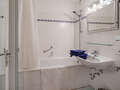 apartment München Schwabing-Georgenschwaige 01 bathroom 1439