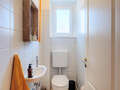 apartment München Milbertshofen 01 separate toilet 14806