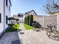 apartment Unterschleißheim Lohhof 02 inner courtyard  14813