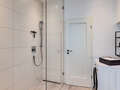 apartment München Glockenbachviertel 02 bathroom 14833