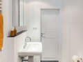 apartment München Glockenbachviertel 02 bathroom 14849
