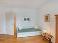 apartment München Bogenhausen 02 Workspace/Guestroom 14869