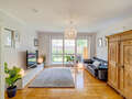 apartment with garden 	 München Pasing 02 living area 14874