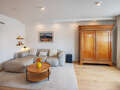 apartment München Schwabing-West (rund um den Hohenzollernplatz) 02 living area 14895