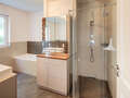 apartment with garden 	 München Freimann 02 1. bathroom 14904