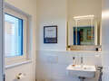 semi-detached house München Feldmoching 01 guest toilet 14917