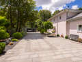 villa Oberhaching 03 Courtyard entrance 14925