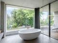 villa München Harlaching 01 1. bathroom 14944