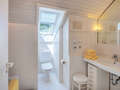 attic apartment Germering 03 bathroom 14946