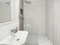 apartment München Arabellapark 02 bathroom 14958