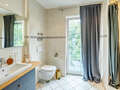 attic apartment München Untermenzing 01 bathroom 14986