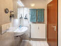 apartment München Maxvorstadt 03 bathroom 15001