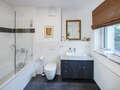 apartment with garden 	 München Trudering 01 1. bathroom 15002