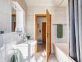 attic apartment Eching 02 bathroom 15004